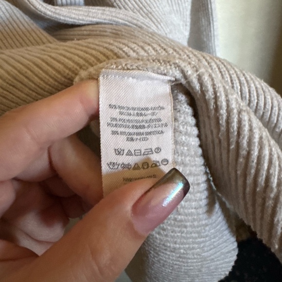 Free People softly structured sweater size medium in tan beige oat - Picture 7 of 8